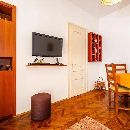 Апартаменты Seaside House Kolovare
